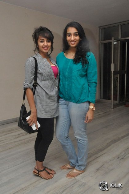 Celebs-at-Janda-Pai-Kapiraju-Movie-Special-Show